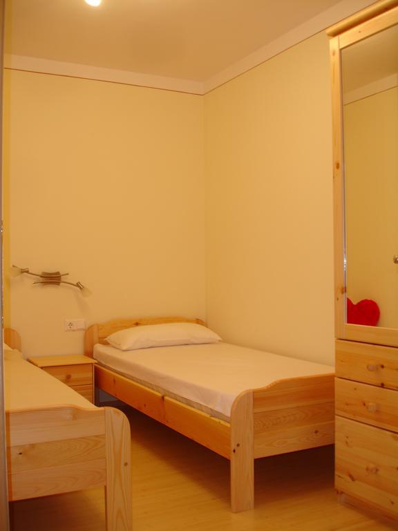 Haus Gfoeller Apartment Niederau Room photo